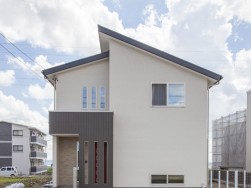 「床下・小屋裏の湿気対策を考えましょう①」浜松の工務店　桑原建設