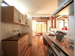モデルハウス「Mulberry House」でお待ちしています