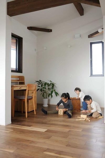 妊娠、出産、子育ての悩みを助産師さんに聞いてもらえる「きららかcafé」浜松市のマルベリーハウス